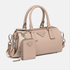 Prada re edition saffiano beige